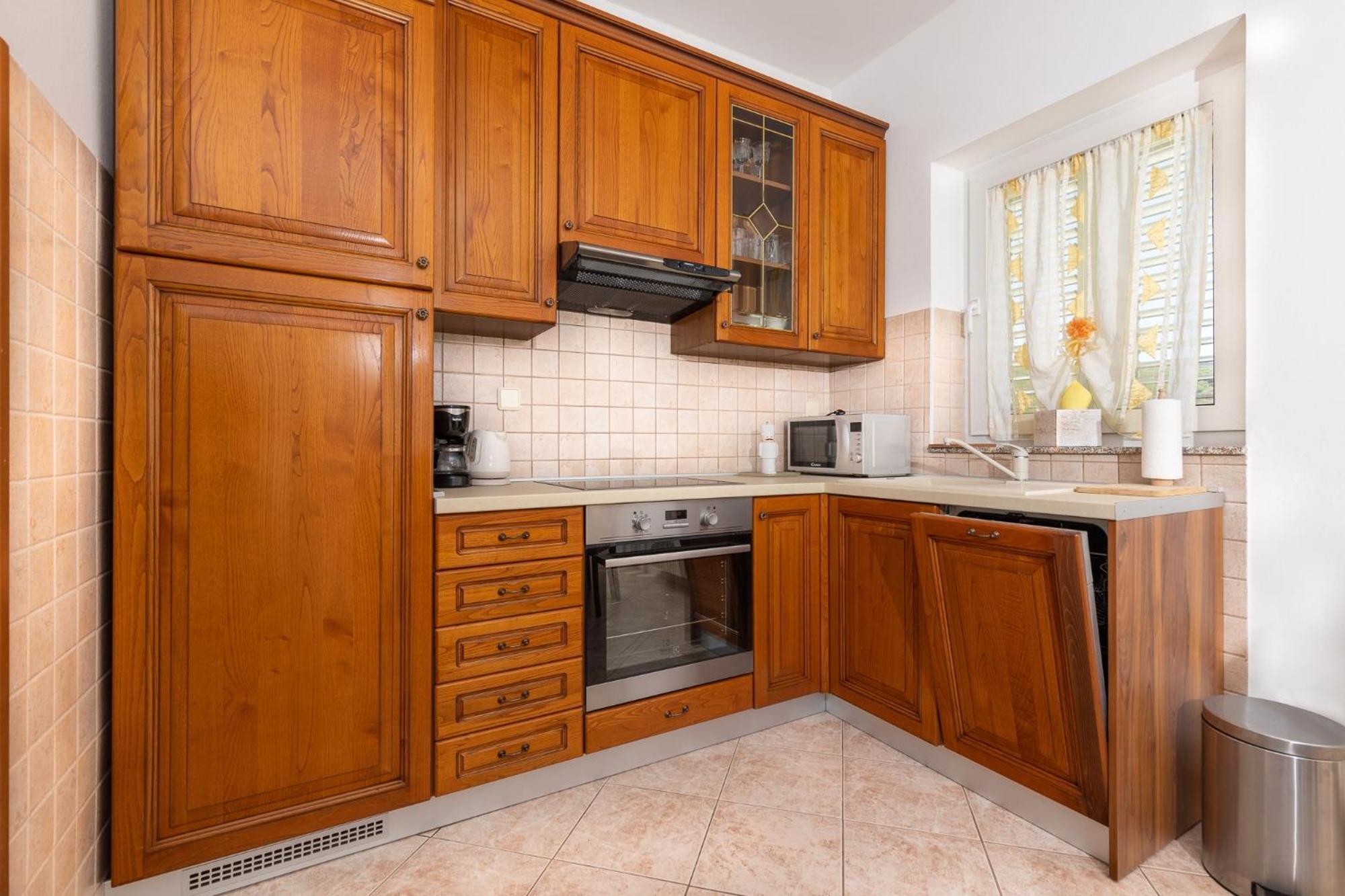 Apartments With A Parking Space Punat, Krk - 20553 Ngoại thất bức ảnh